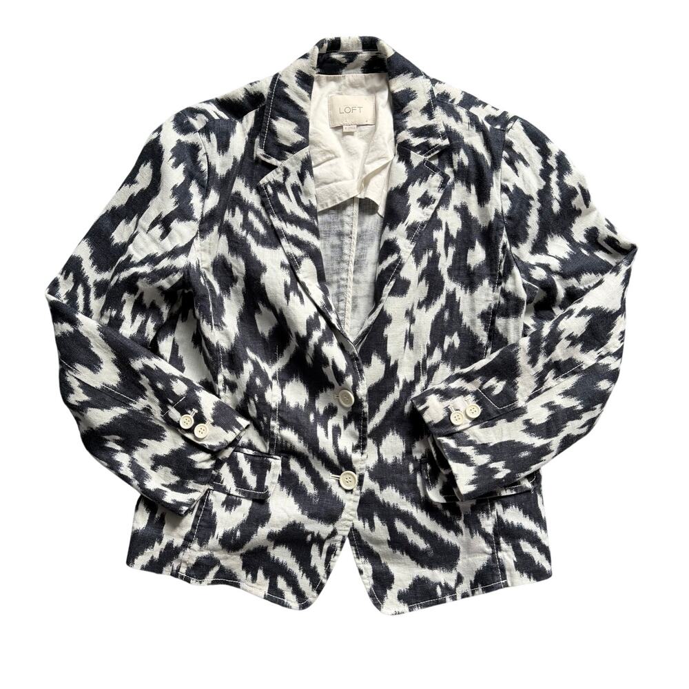 LOFT Blue White Ikat Print Blazer Size 8 Lightweight Jacket Career Casual Work